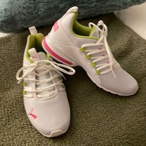 Worn one time, perfect condition! Not a spot on them!